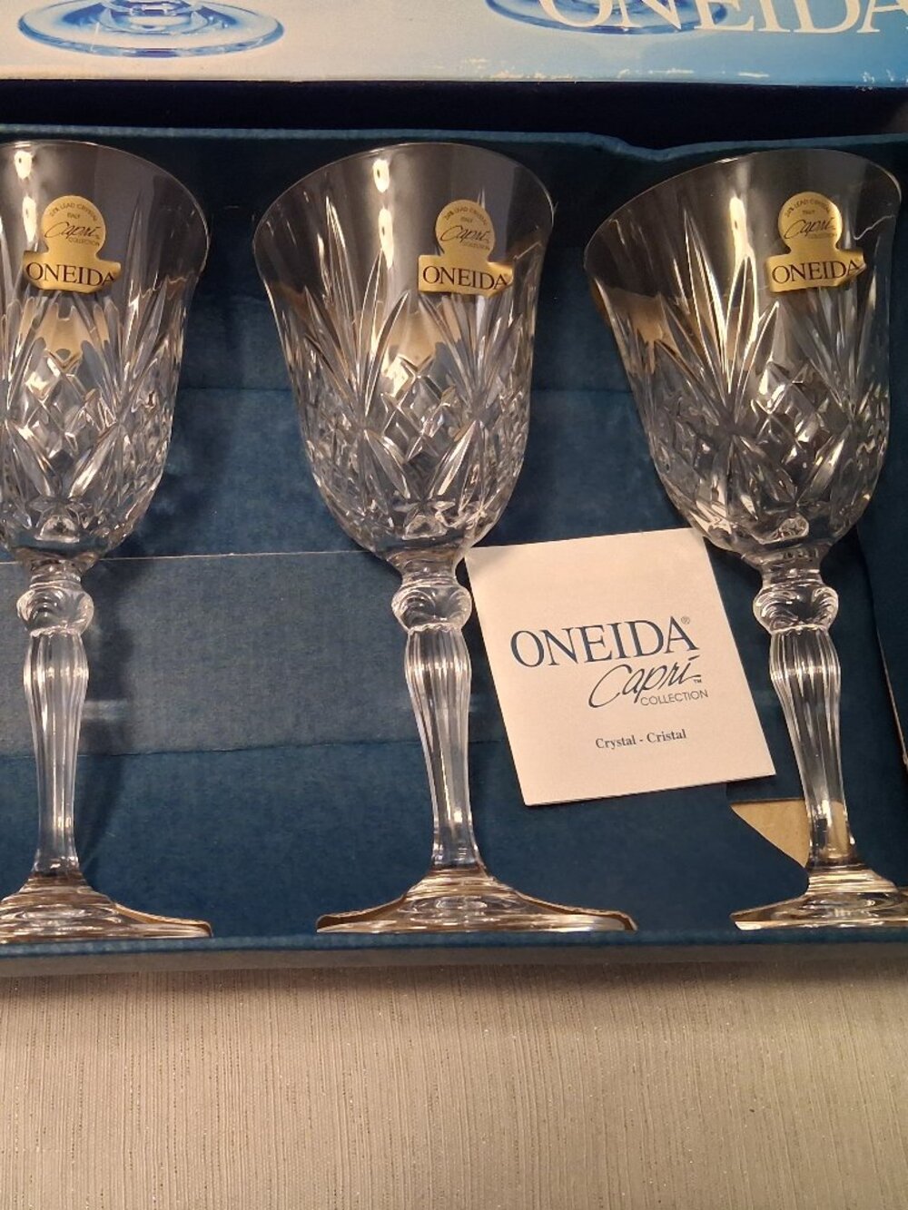 Vintage Oneida Capri Collection Lead Crystal Wine Goblet Glasses Italy Set of 4